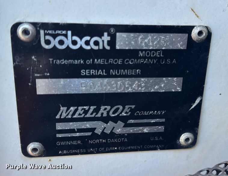 image for item YA2071 1991 Bobcat 642B skid steer loader