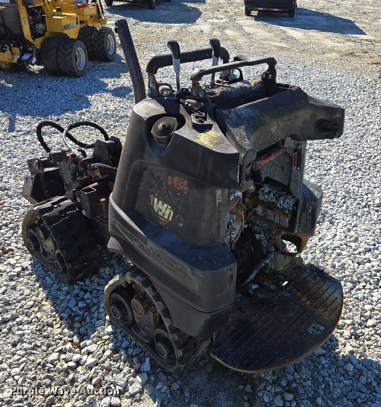 image for item YA2073 2014 Ditch Witch R300 cable plow