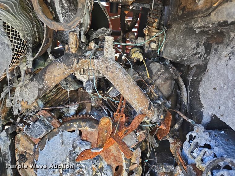 image for item YA2073 2014 Ditch Witch R300 cable plow