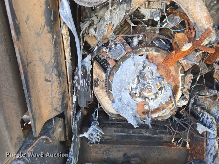 image for item YA2073 2014 Ditch Witch R300 cable plow