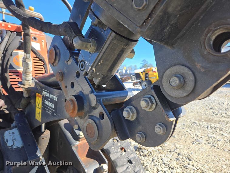 image for item YA2074 2015 Ditch Witch R300 cable plow