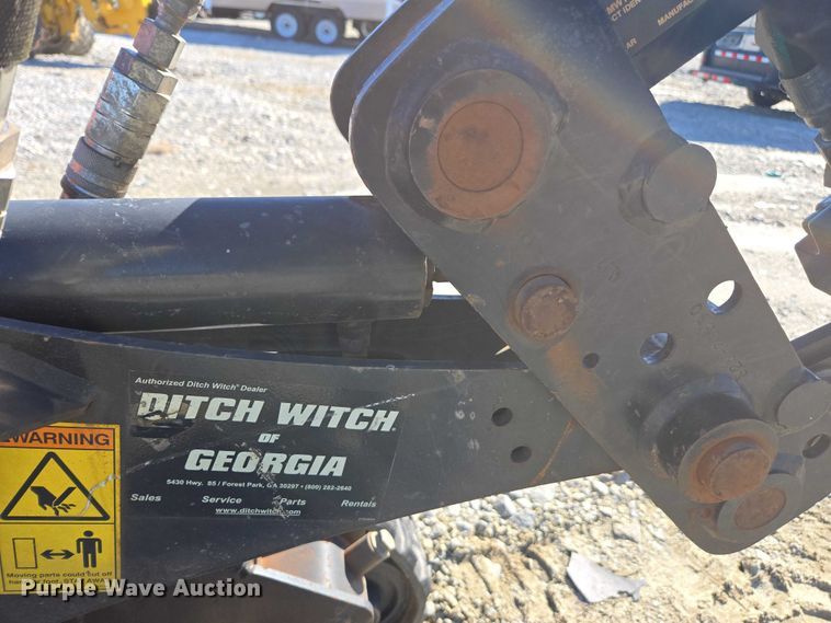 image for item YA2074 2015 Ditch Witch R300 cable plow
