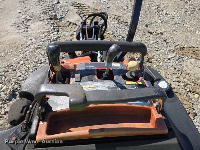 image for item YA2074 2015 Ditch Witch R300 cable plow