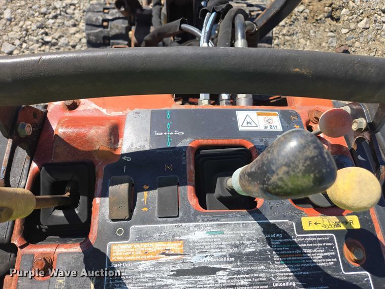 image for item YA2074 2015 Ditch Witch R300 cable plow