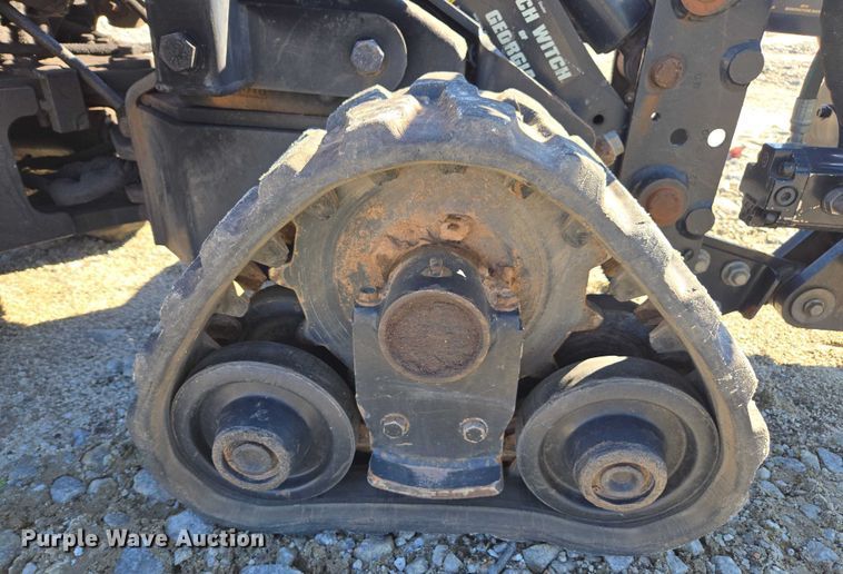 image for item YA2074 2015 Ditch Witch R300 cable plow