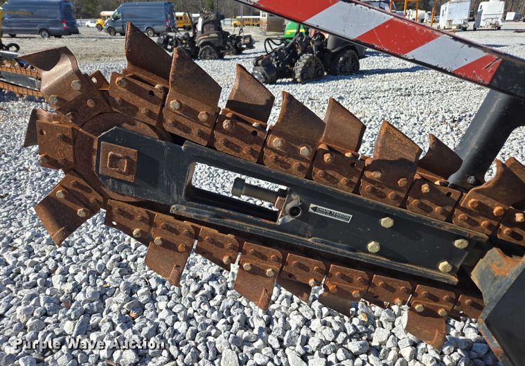 image for item YA2075 2016 Ditch Witch 410SX trencher