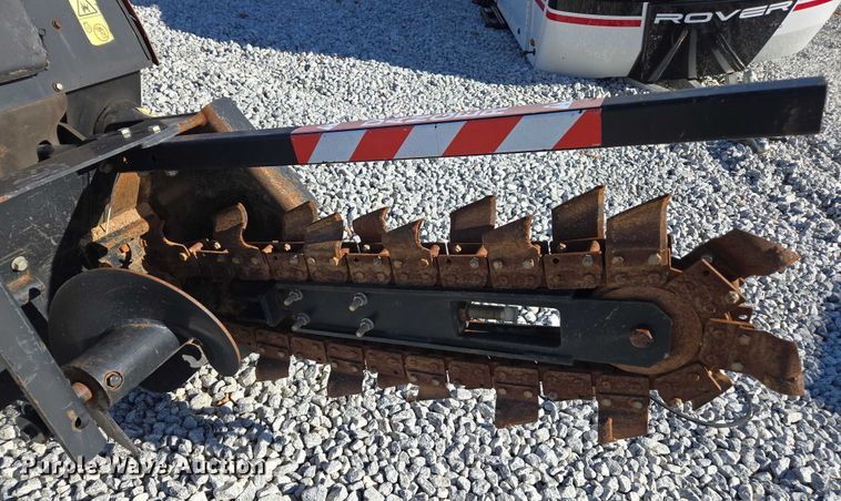 image for item YA2075 2016 Ditch Witch 410SX trencher