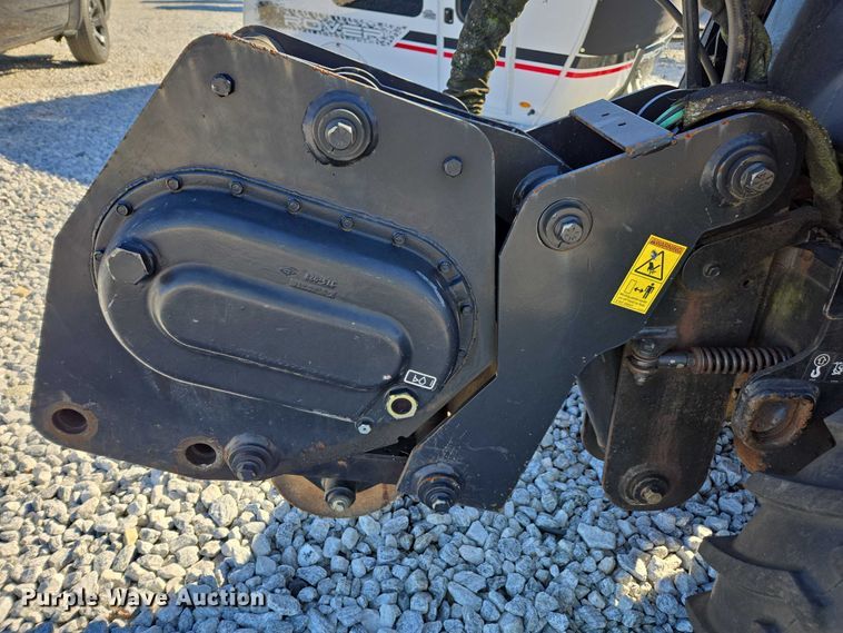 image for item YA2075 2016 Ditch Witch 410SX trencher