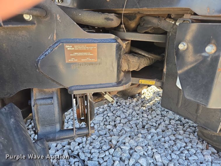 image for item YA2075 2016 Ditch Witch 410SX trencher