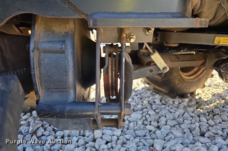 image for item YA2075 2016 Ditch Witch 410SX trencher