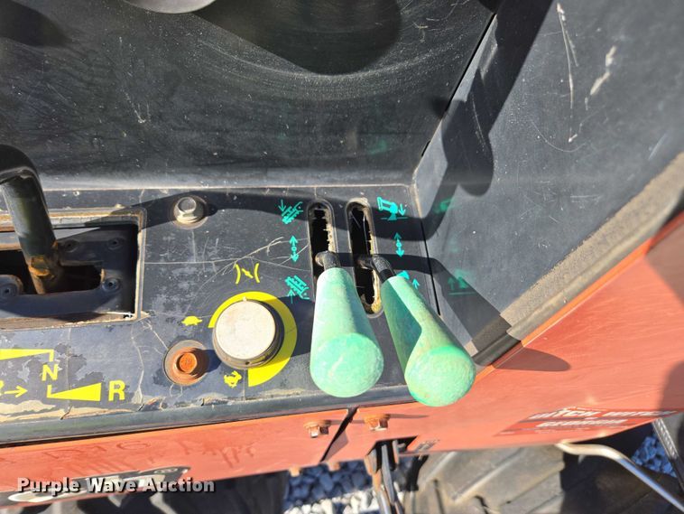 image for item YA2075 2016 Ditch Witch 410SX trencher