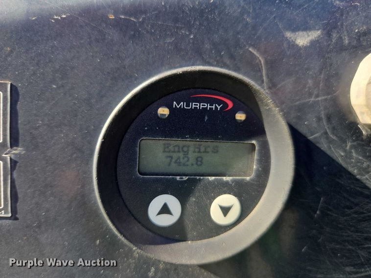 image for item YA2075 2016 Ditch Witch 410SX trencher