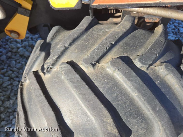 image for item YA2075 2016 Ditch Witch 410SX trencher