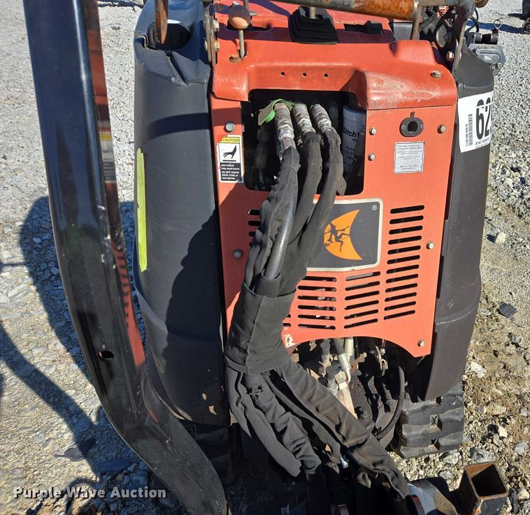 image for item YA2076 2013 Ditch Witch R300 cable plow