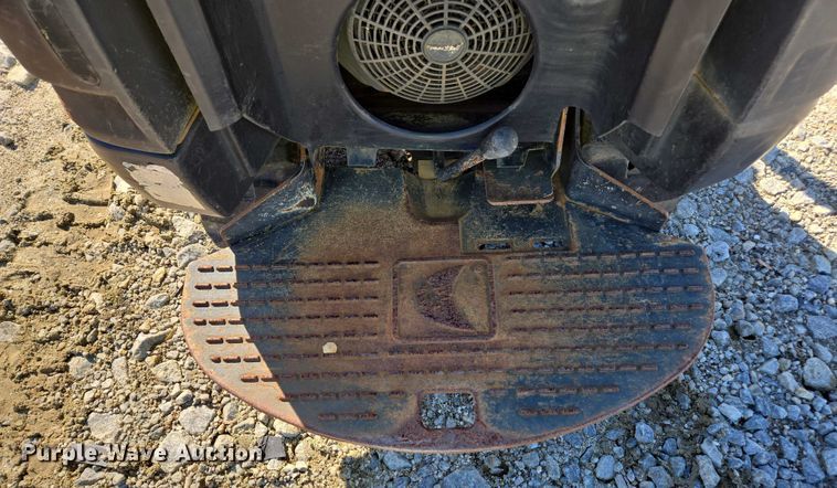 image for item YA2076 2013 Ditch Witch R300 cable plow