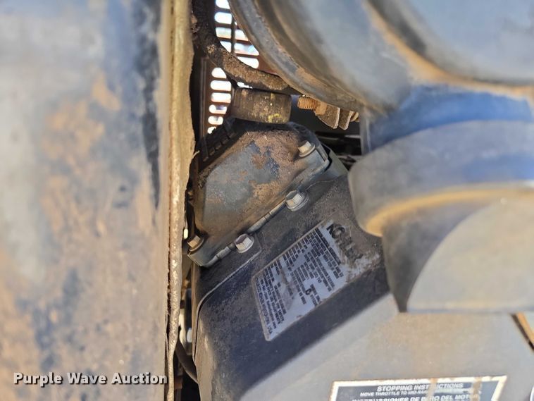 image for item YA2076 2013 Ditch Witch R300 cable plow