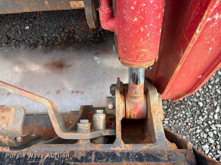 image for item YA2087 2025 Takeuchi TL8R-2 tracked skid steer loader