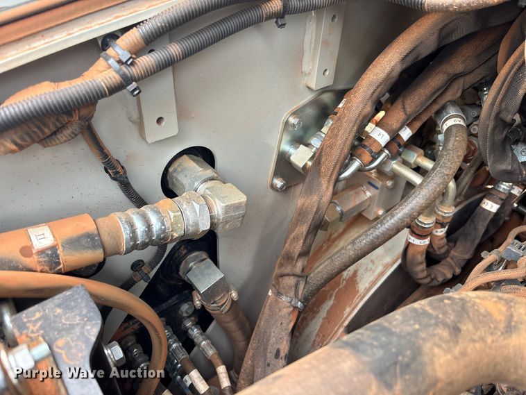 image for item YA2087 2025 Takeuchi TL8R-2 tracked skid steer loader