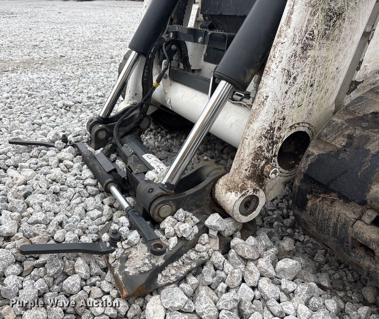 image for item YA2107 2023 Bobcat T86 R-Series tracked skid steer loader