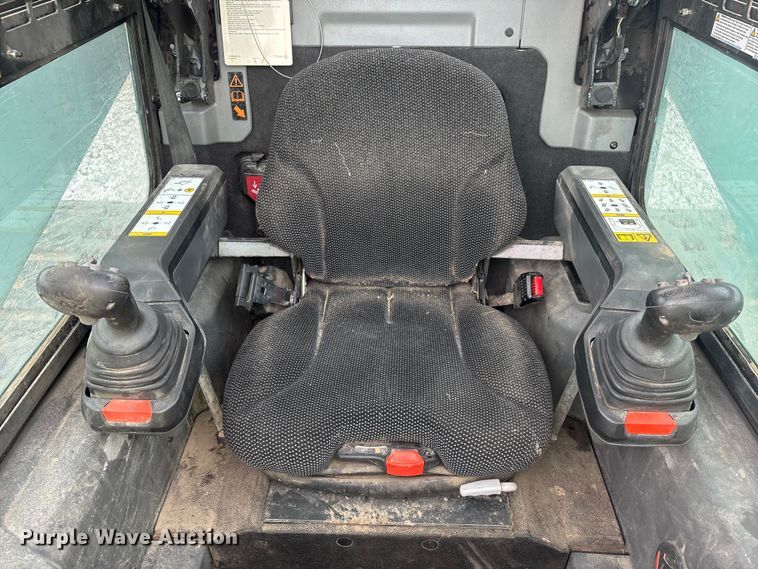 image for item YA2107 2023 Bobcat T86 R-Series tracked skid steer loader