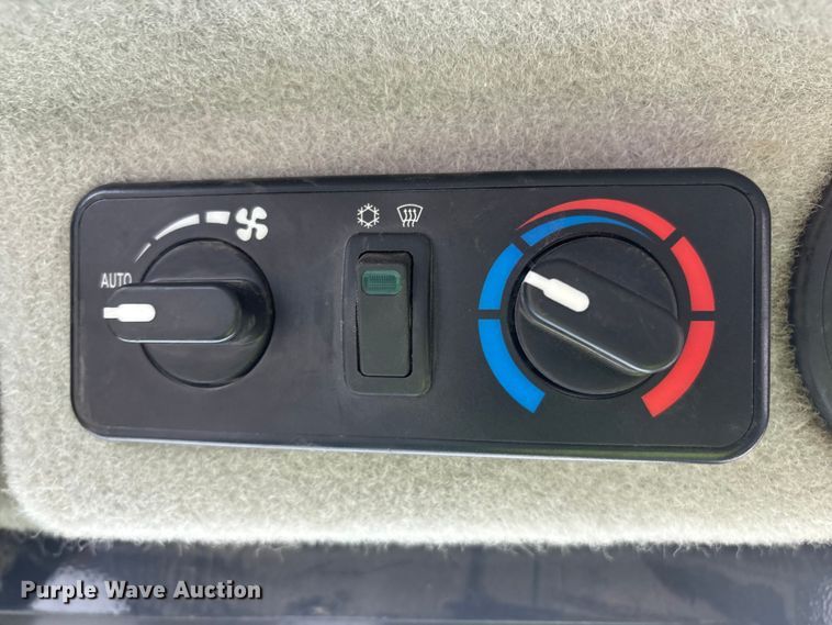 image for item YA2107 2023 Bobcat T86 R-Series tracked skid steer loader