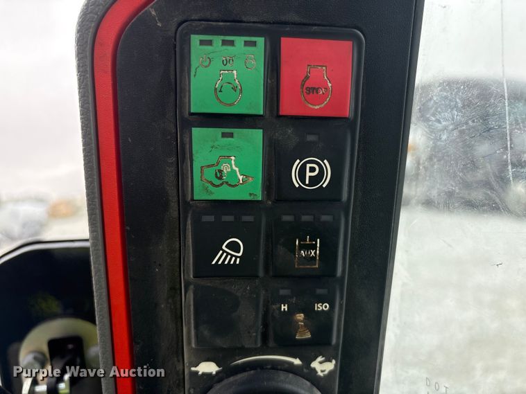 image for item YA2107 2023 Bobcat T86 R-Series tracked skid steer loader