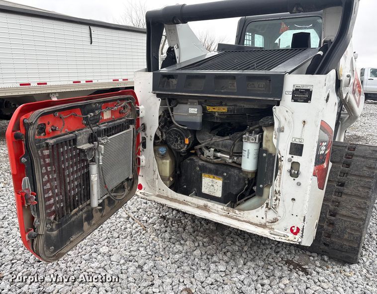 image for item YA2107 2023 Bobcat T86 R-Series tracked skid steer loader