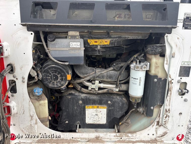 image for item YA2107 2023 Bobcat T86 R-Series tracked skid steer loader