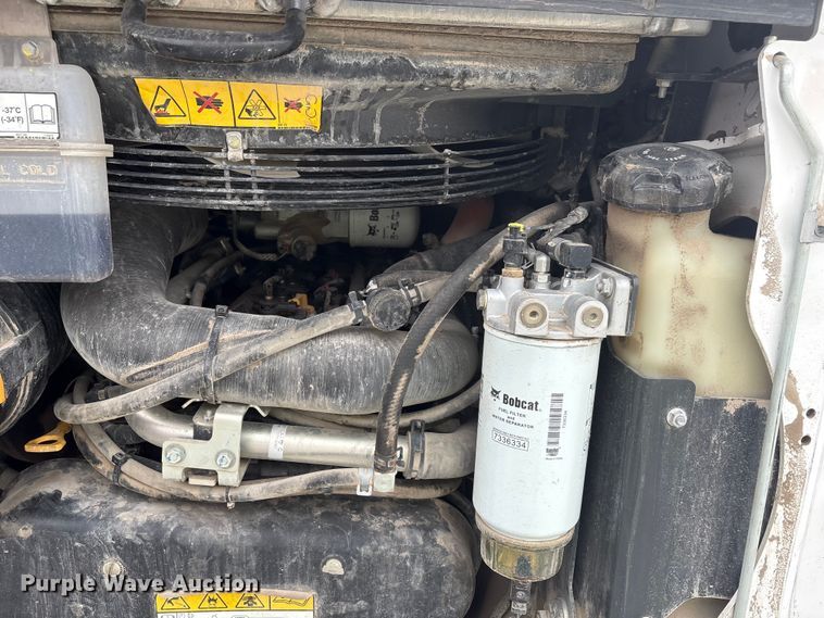 image for item YA2107 2023 Bobcat T86 R-Series tracked skid steer loader