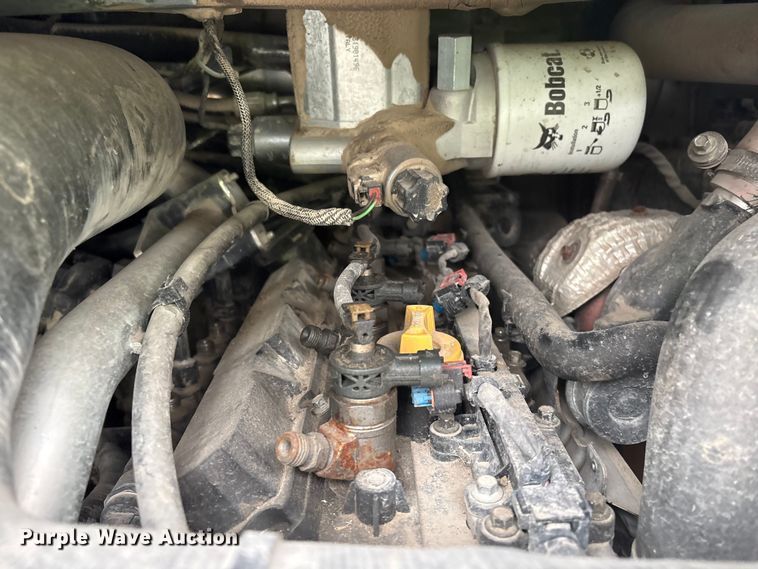 image for item YA2107 2023 Bobcat T86 R-Series tracked skid steer loader