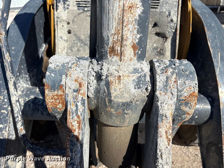 image for item YA2164 2019 John Deere 310L backhoe