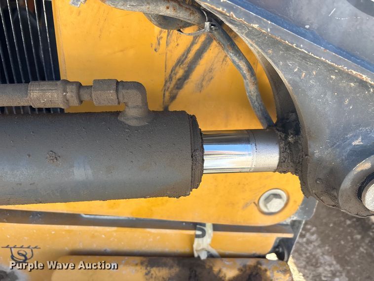 image for item YA2164 2019 John Deere 310L backhoe