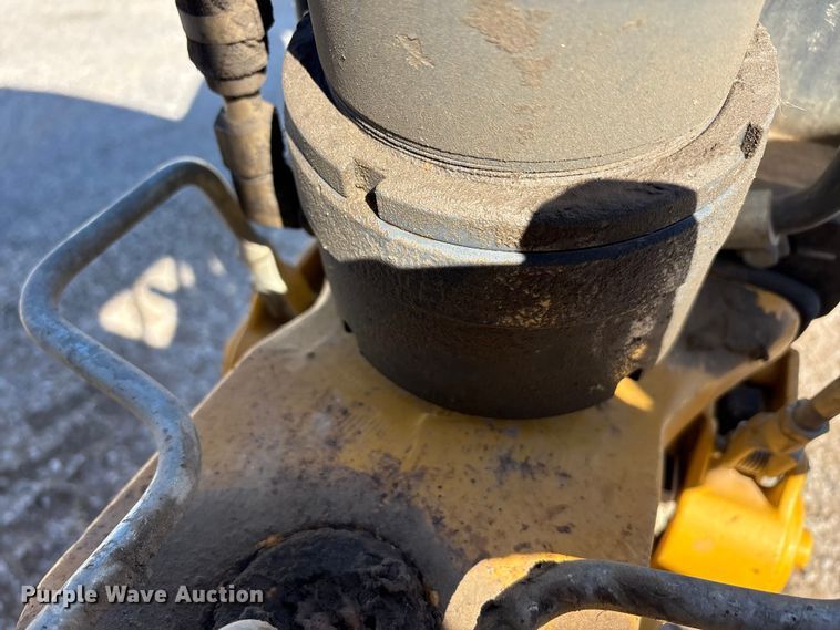 image for item YA2164 2019 John Deere 310L backhoe