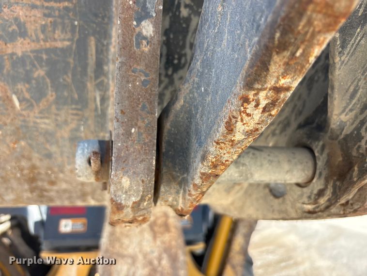 image for item YA2164 2019 John Deere 310L backhoe