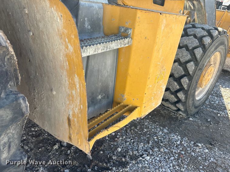 image for item YA2164 2019 John Deere 310L backhoe