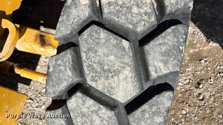 image for item YA2164 2019 John Deere 310L backhoe