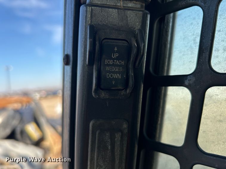 image for item YA2191 2014 Bobcat S650 skid steer loader