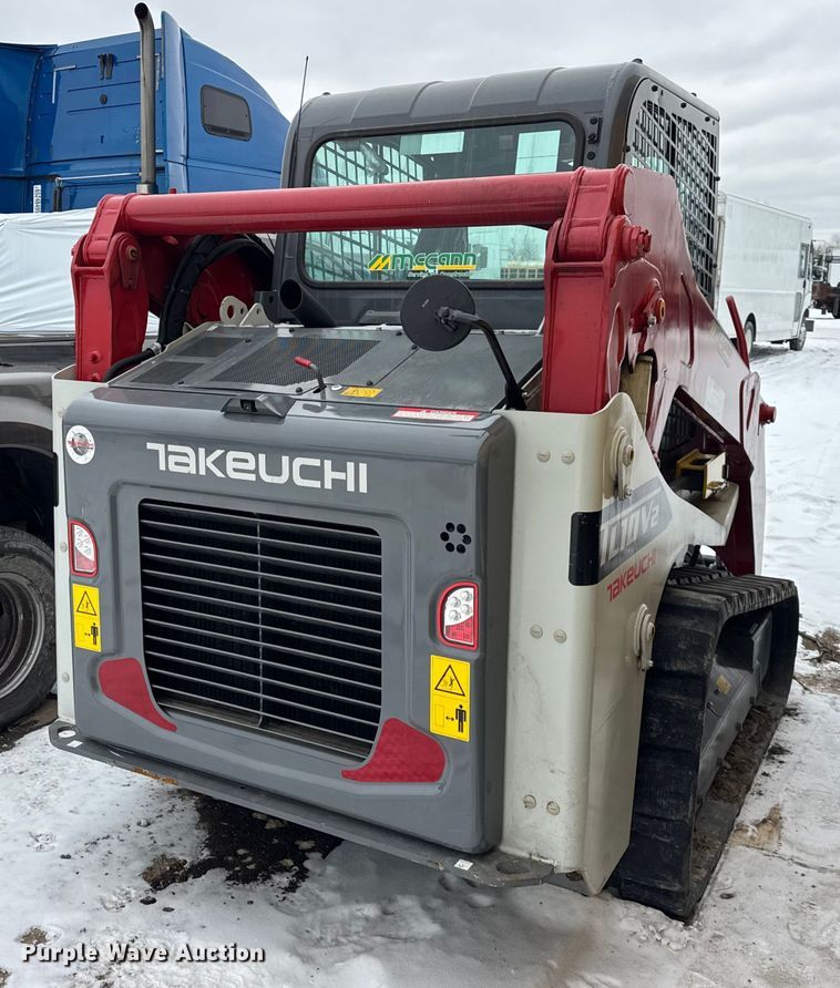 image for item YA2221 Takeuchi TL10V-2 tracked skid steer loader