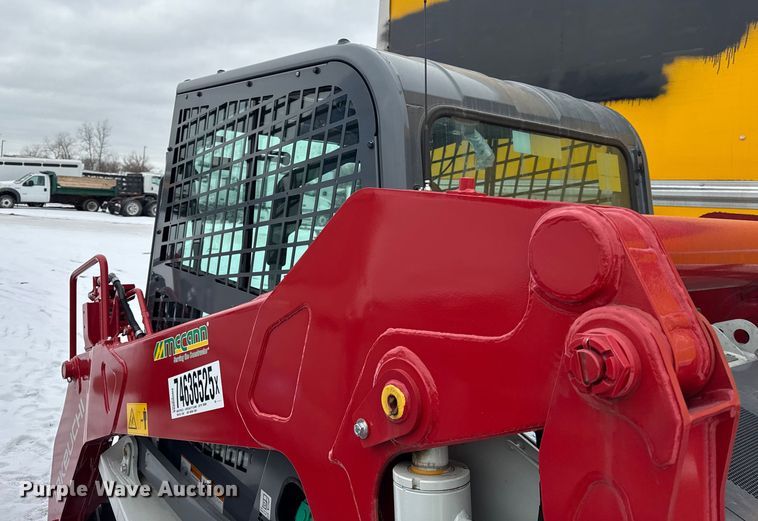 image for item YA2221 Takeuchi TL10V-2 tracked skid steer loader