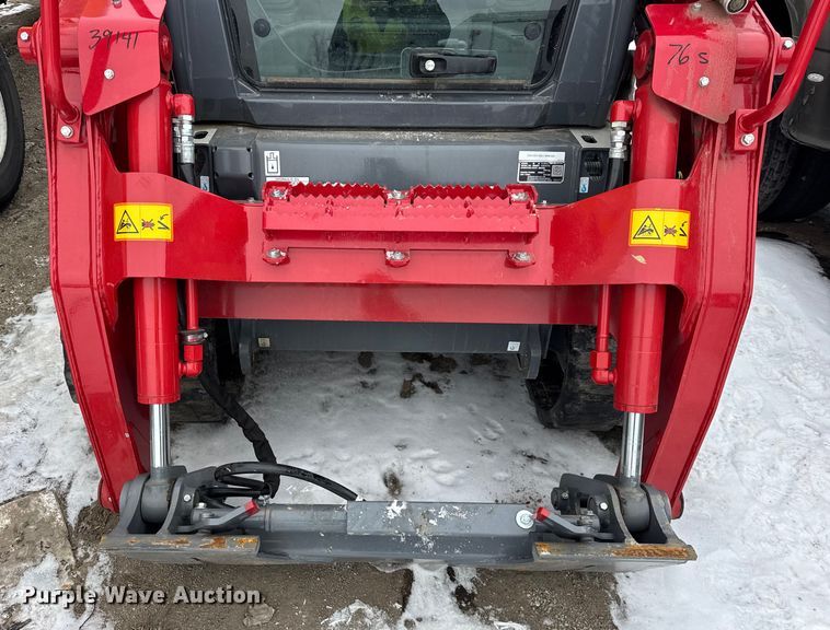 image for item YA2221 Takeuchi TL10V-2 tracked skid steer loader