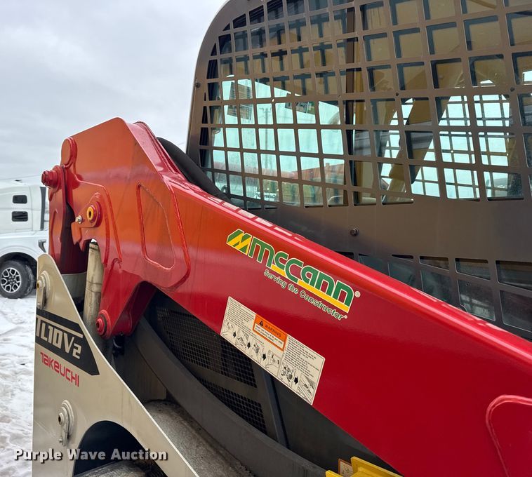 image for item YA2221 Takeuchi TL10V-2 tracked skid steer loader