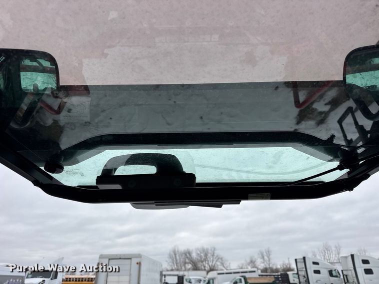 image for item YA2221 Takeuchi TL10V-2 tracked skid steer loader