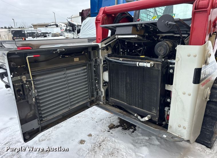 image for item YA2221 Takeuchi TL10V-2 tracked skid steer loader