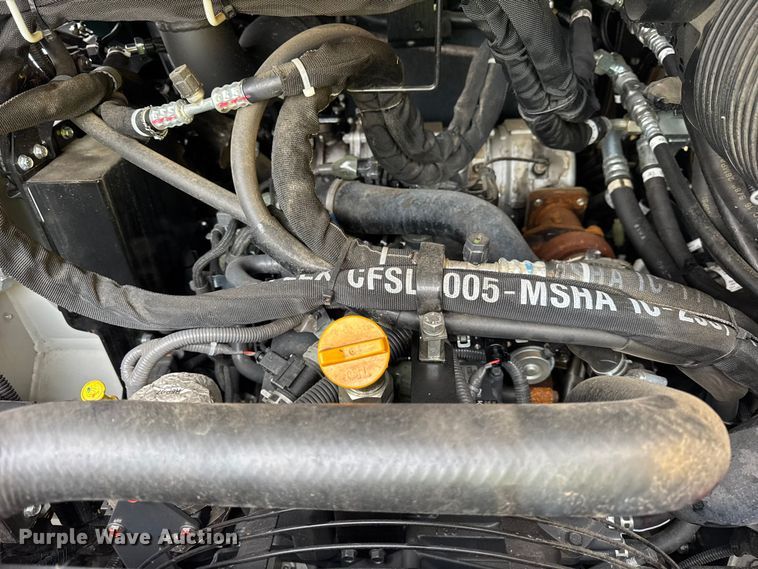 image for item YA2221 Takeuchi TL10V-2 tracked skid steer loader