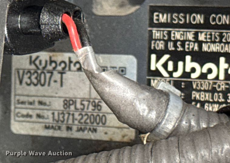 image for item YA2221 Takeuchi TL10V-2 tracked skid steer loader