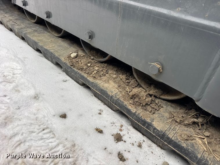 image for item YA2221 Takeuchi TL10V-2 tracked skid steer loader