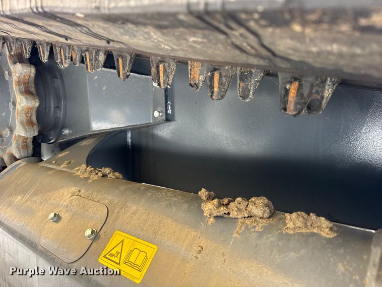 image for item YA2221 Takeuchi TL10V-2 tracked skid steer loader