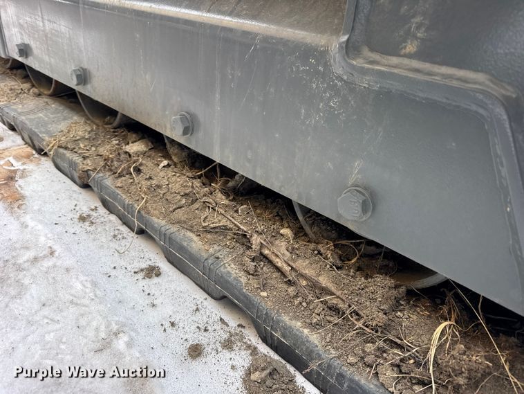 image for item YA2221 Takeuchi TL10V-2 tracked skid steer loader