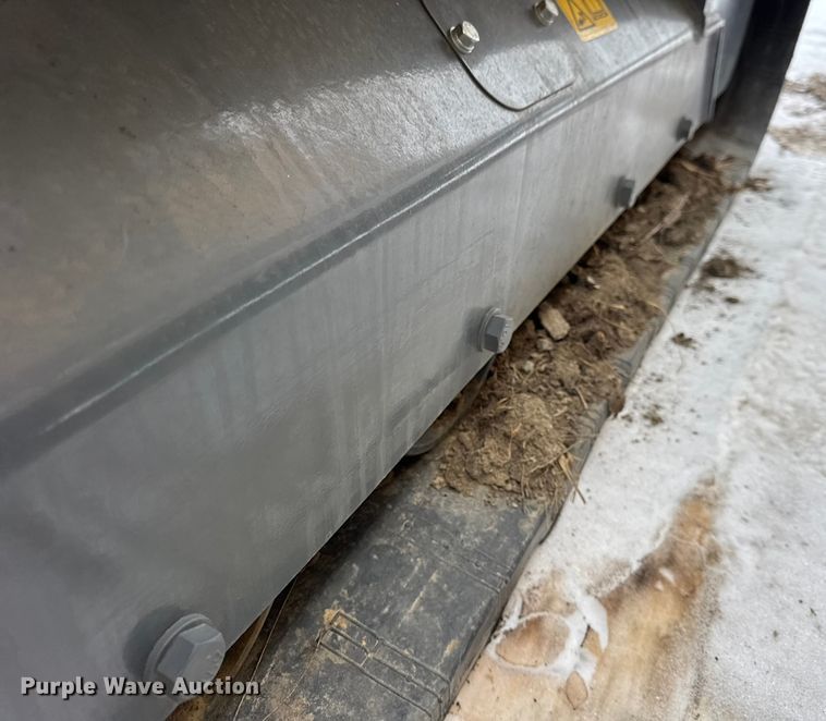 image for item YA2221 Takeuchi TL10V-2 tracked skid steer loader