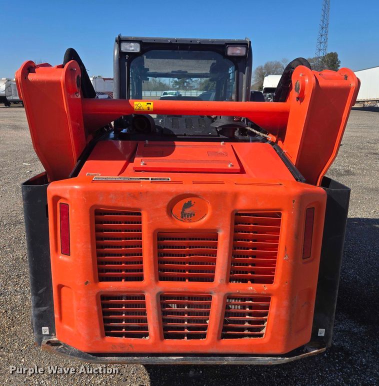 image for item YA2416 2025 Kubota SVL97-2 tracked skid steer loader